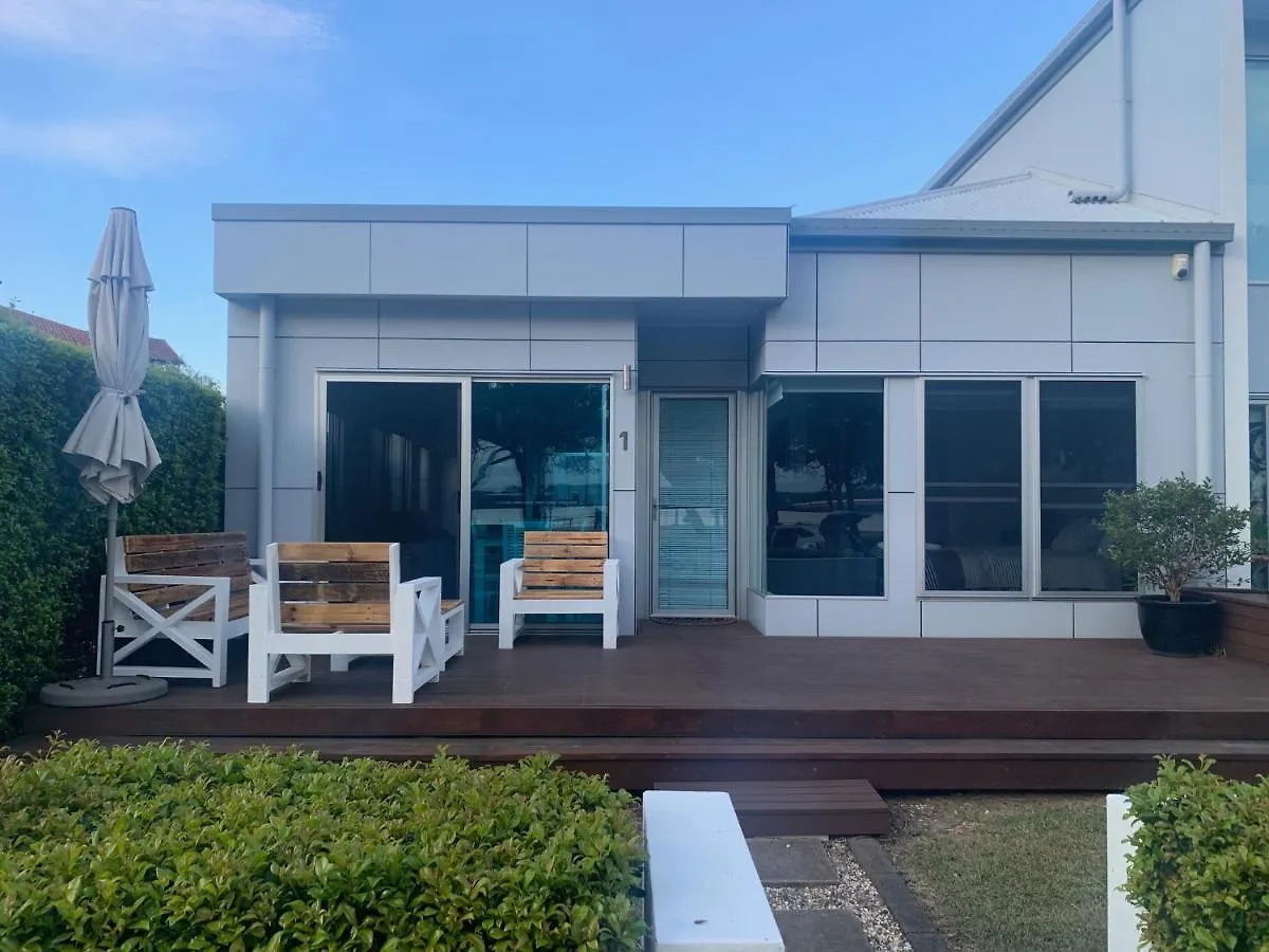 Keith'S On Sylvan Beach, 1 Of The 3 Most Popular Units On Bribie Bellara