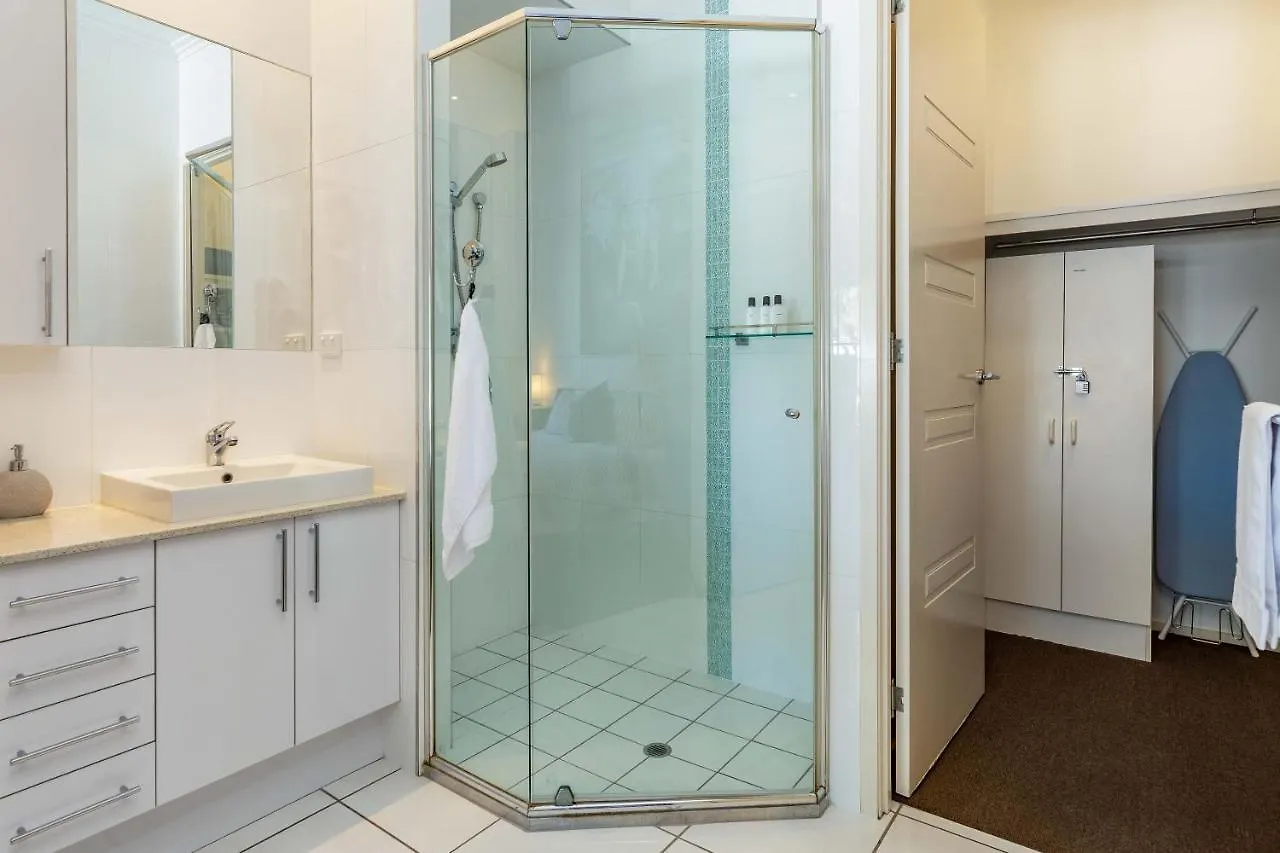 Keith'S On Sylvan Beach, 1 Of The 3 Most Popular Units On Bribie Bellara